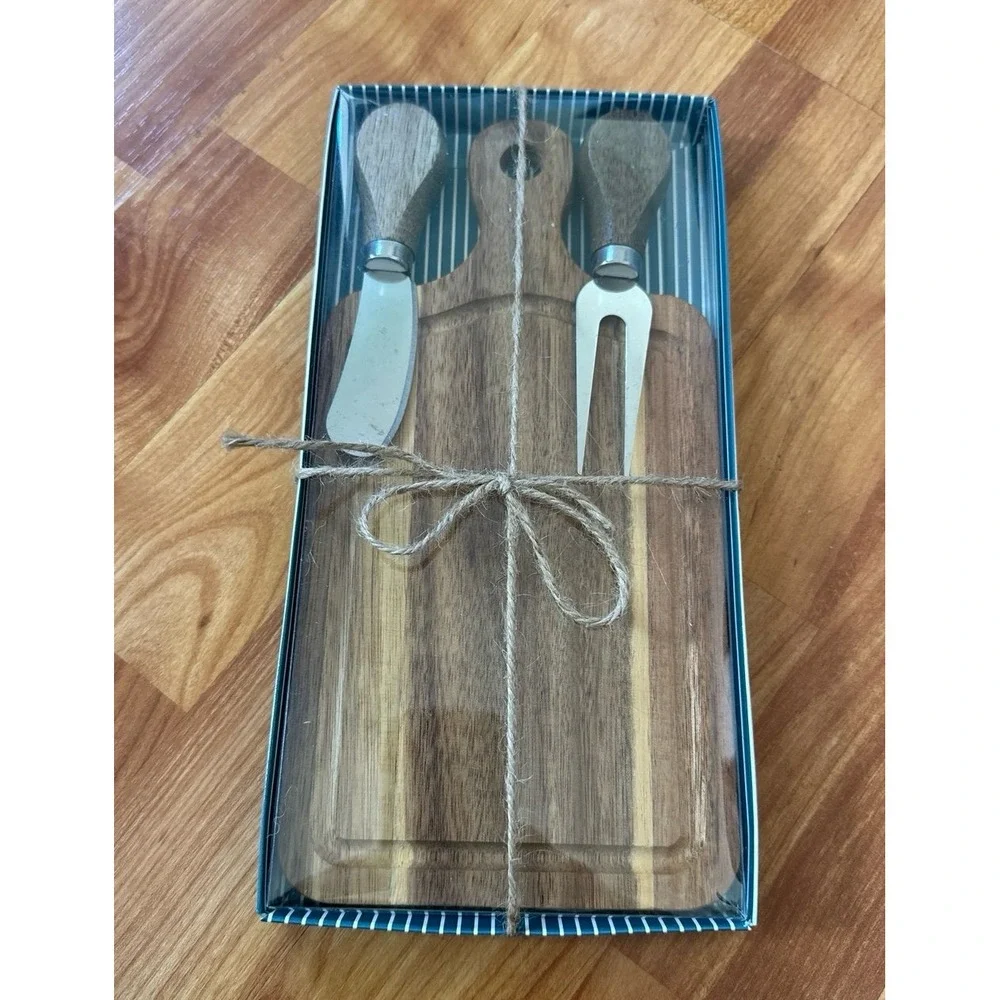 Acacia wood cheese‎ board and knife set
